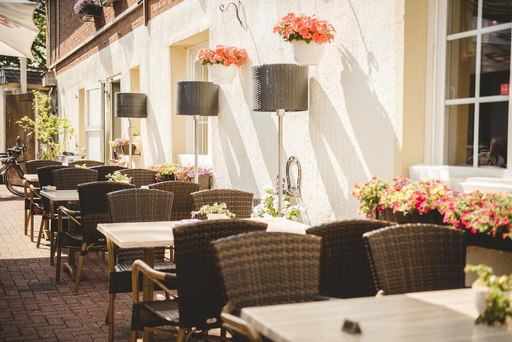 Hotel & Restaurant Zum Vater Rhein Monheim am Rhein Eksteriør bilde